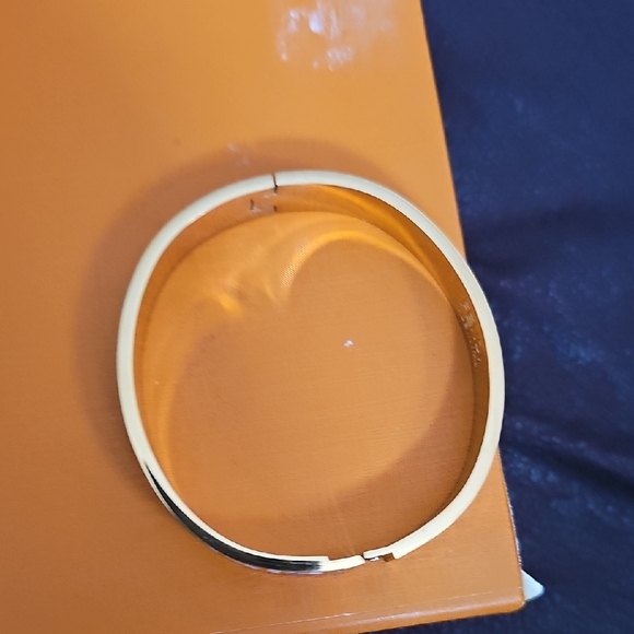 Fendi Gold and White Bangle - Picture 5 of 5